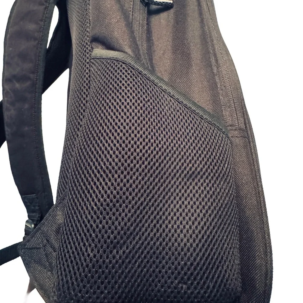 Black Backpack like new Toshiba notebook inner separation pocket side pocket